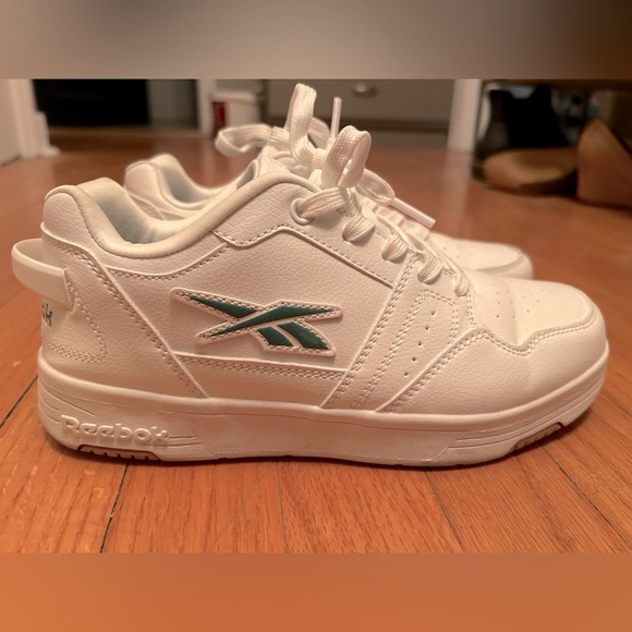 Reebok Maveric Low 2 - Picture 2 of 8